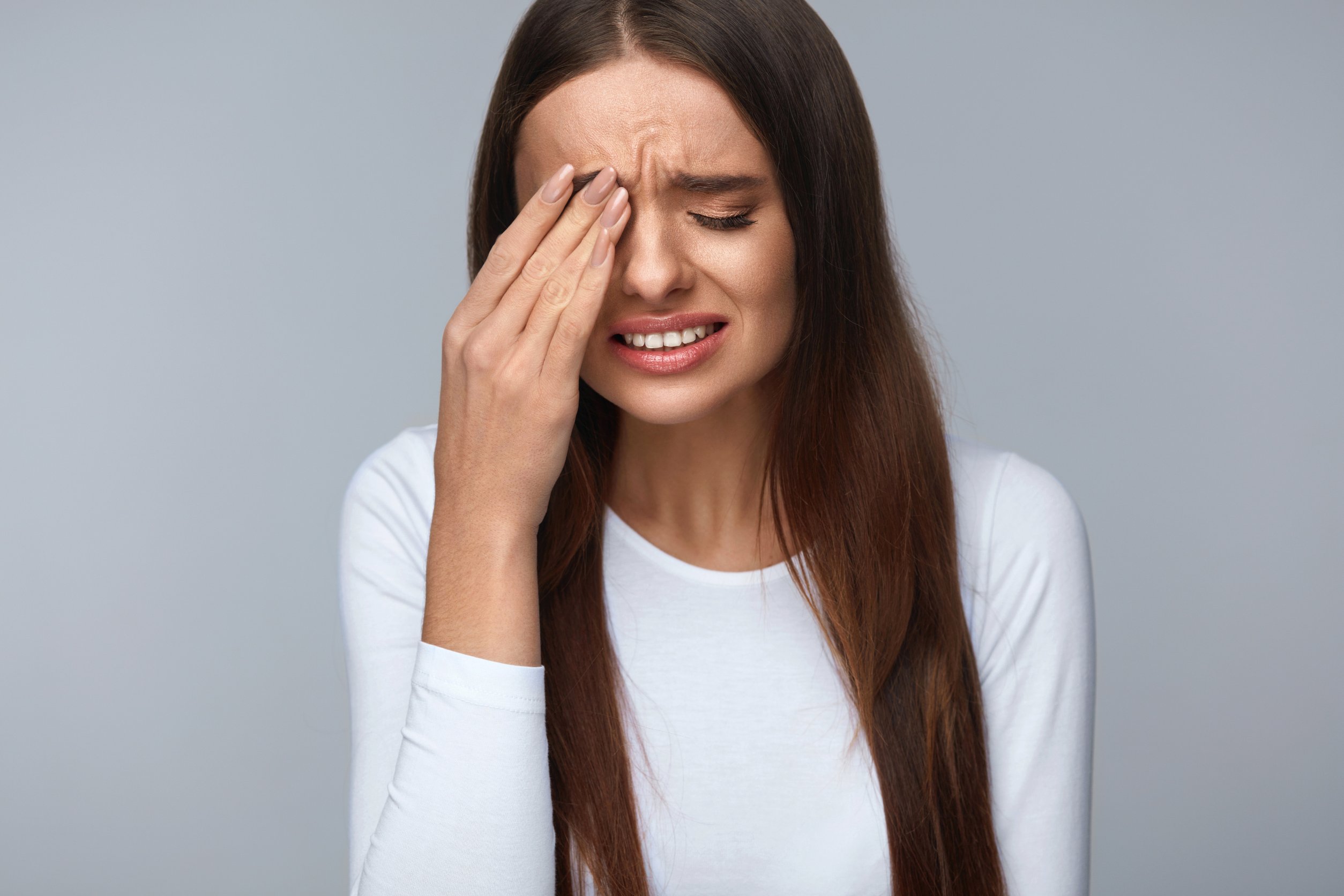 Top Causes of Sharp Pain in the Eye